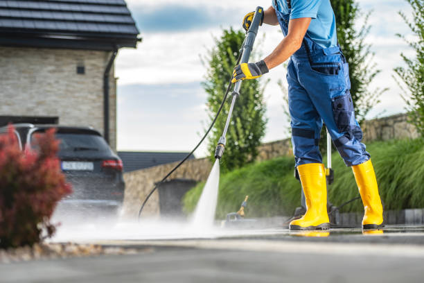 Spring Cleaning in Alexandria Bay, NY